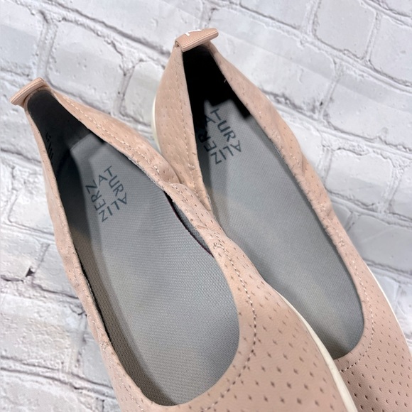 NATURALIZER "Philippa" Perforated Slip Ons Pink-9.5 - Picture 6 of 7